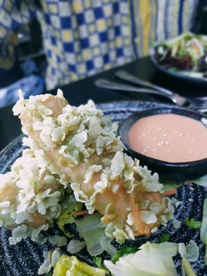 crunch tofy with cispy rice flakes at Vegang in Berlin