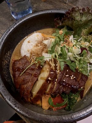 vegane ente mit sesamkruste  at Vegang in Berlin