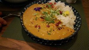 Delicious mango curry at Hilo in Krakow