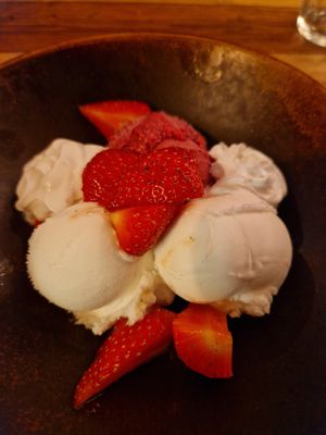 Coppa Fragola at La Vita E Bella in Midlaren