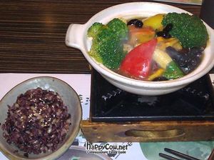 Sesame Veggies with brown rice at Kuan Xin Yuan - Easy House - Nantun District in Taichung