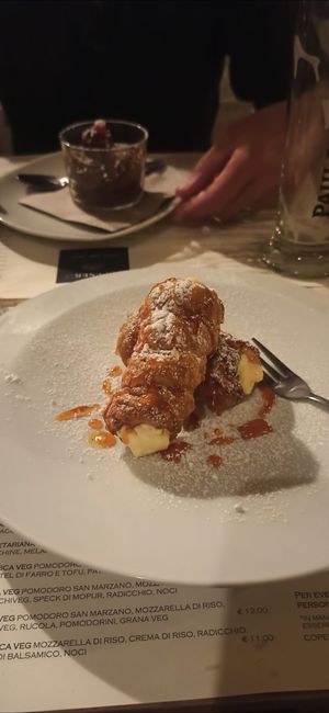 Cannoli alla crema at Pepenero in Sarzana