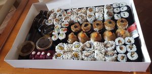 Plateau de sushis commandés en décembre 2020 at Veggie Sushi in Meilhan-sur-garonne