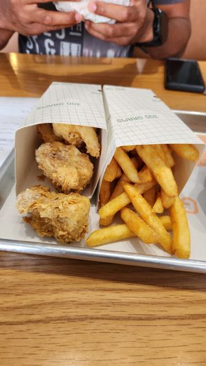  at 300 Grams in Coburg