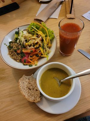 menu del dia at Saludpan in Medellin