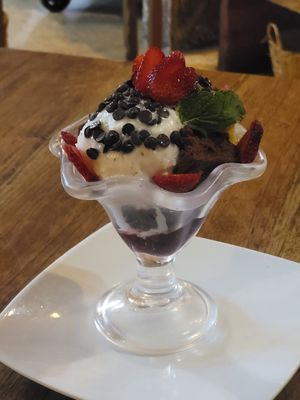 vegan ice cream at Saludpan in Medellin