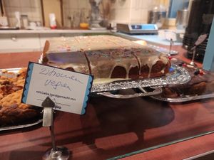 Vegan lemon cake at Vollpension in Vienna