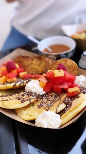 Brunch le samedi et dimanche sur réservation  at Fenêtre sur Quai in Cerons