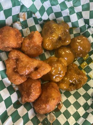 Buffalo ‘Vings’ and Carolina Gold ‘Vings’ (cauliflower ) at Vined The Vegan Experience in North Charleston