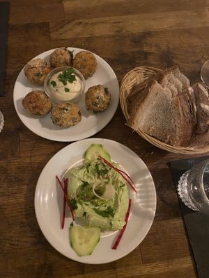 Starters  at Soya Comptoir Bio in Paris