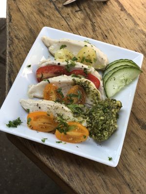 Vegan tomate mozzarella  at Soya Comptoir Bio in Paris
