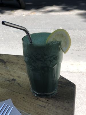 Detox juice   at Soya Comptoir Bio in Paris