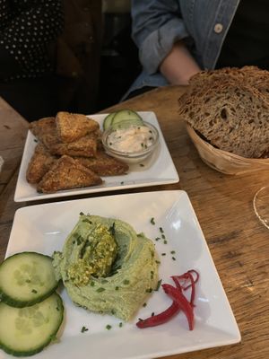 starters  at Soya Comptoir Bio in Paris