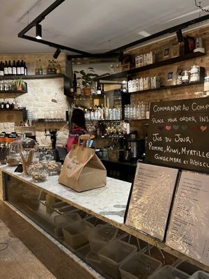 Cosy inside  at Soya Comptoir Bio in Paris