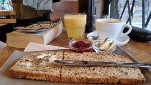 Petit Dejeuner at Soya Comptoir Bio in Paris