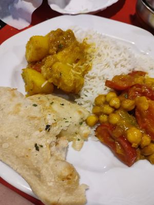  at Indian Restaurant Taj Mahal in Girona