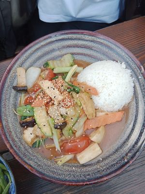 Tofu with rice and fresh veggies at The Flying Monkey in Berlin