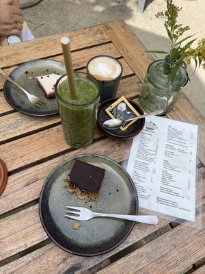 Pastries, coffee with oat milk and a green smoothie  at Bij De Tuinman in Hilversum