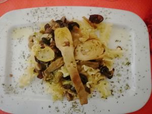 Alcachofas at Casa Tino in Cadiz