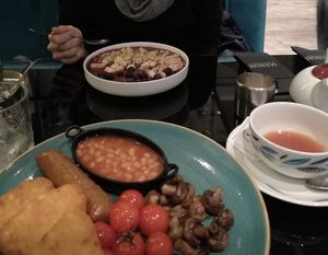 Full English vegan breakfast and açaí berry Bowl at Manon Gastro Bar & Bistro in Valletta