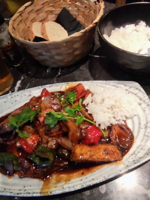 Stir frie tofu at Manon Gastro Bar & Bistro in Valletta