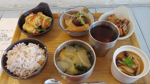 Set at MUM Veggie Cafe - MUM 日常野菜料理 in Kowloon