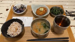 Set at MUM Veggie Cafe - MUM 日常野菜料理 in Kowloon