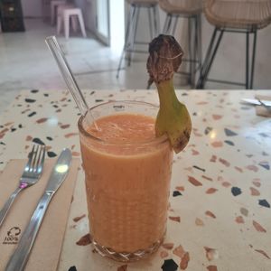 This smoothie was AMAZING! at MOYA brunch in Sevilla