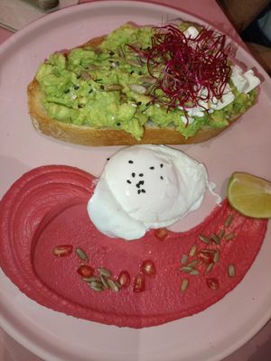  at MOYA brunch in Sevilla