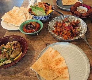 Geteilte Meze at Ikrams in Konstanz