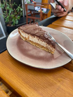 Peanut-mousse-tart  at The Sweet Vegan in Nuremberg
