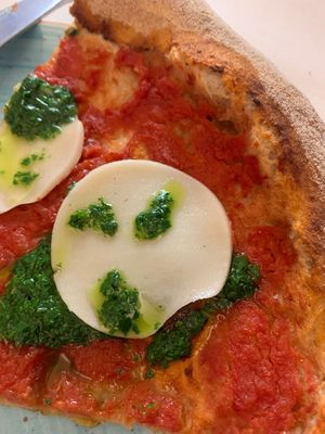 “La nostra Margherita” con mozzarella vegan  at La Pastorella in Brescia