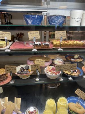 Cakes   at Happy Foods in Oslo