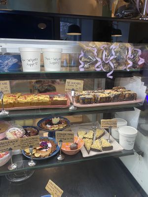 Cakes 2  at Happy Foods in Oslo