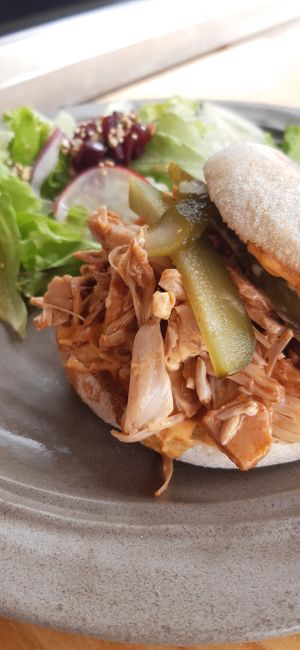 Jaca burger at Insensato in Tomar