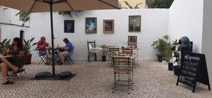 Outside area at Insensato in Tomar