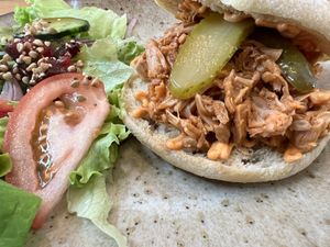 Jaka sanduíche   at Insensato in Tomar