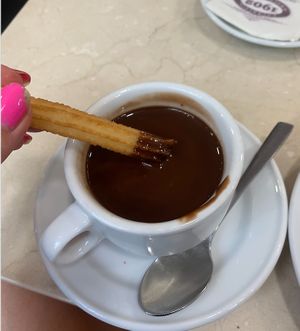 Vegan chocolate at Chocolateria 1902 in Madrid