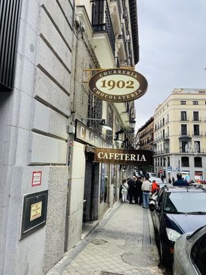 Outside  at Chocolateria 1902 in Madrid