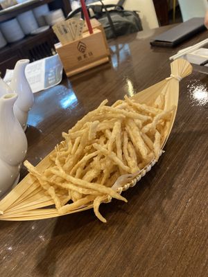 This was INSANE at Veggie Kingdom 緻素坊 in Kowloon