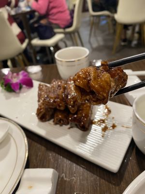 Incredible zhenjiang ribs at Veggie Kingdom 緻素坊 in Kowloon
