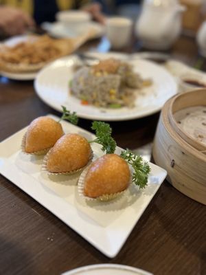 甘筍鹹水角  at Veggie Kingdom 緻素坊 in Kowloon