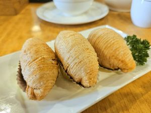 Shredded turnip puffs at Veggie Kingdom 緻素坊 in Kowloon
