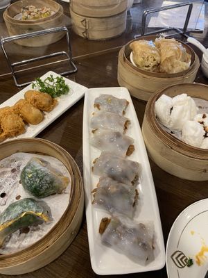 The most amazing meal   at Veggie Kingdom 緻素坊 in Kowloon