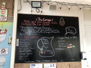 costumizable juices & cocktails at the Corner in Tenerife