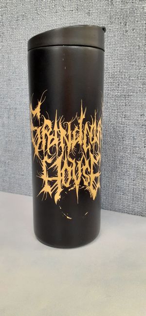 The only thing keeping me alive is w~a~t~e~r at Grindcore House in Philadelphia