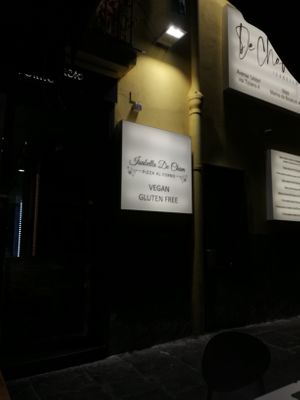  at Isabella De Cham in Naples