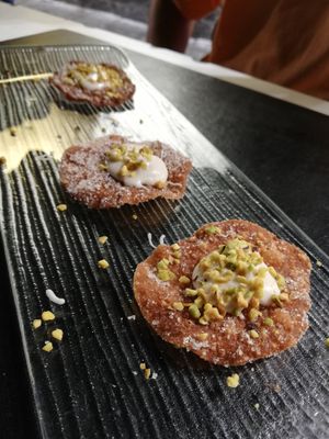 vegan white chocolate dessert at Isabella De Cham in Naples