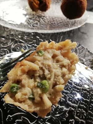 inside the fried pssta starter at Isabella De Cham in Naples