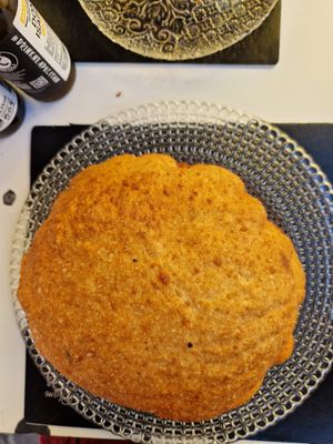 Fried pizza at Isabella De Cham in Naples